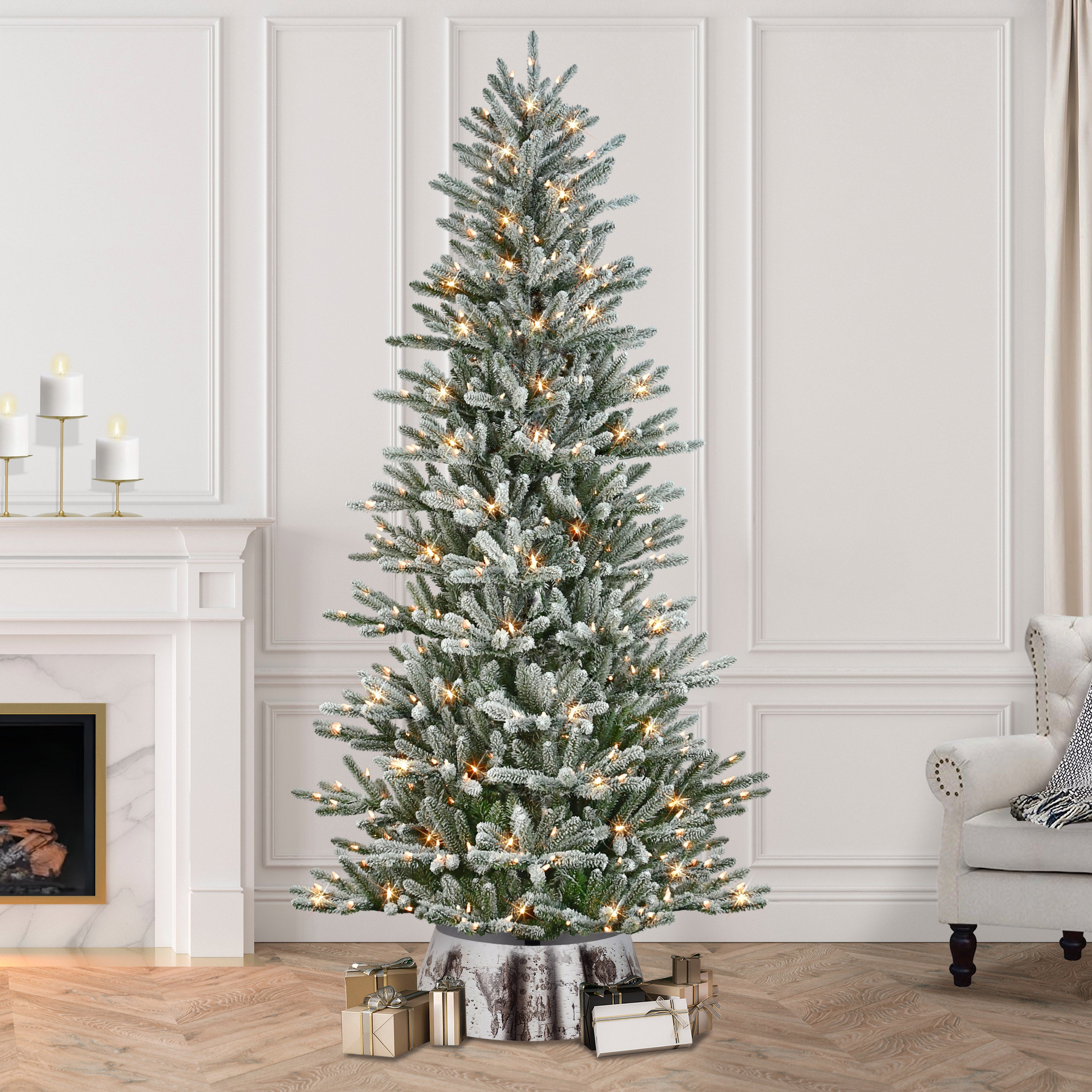 7.5' Pre-Lit Flocked Franklin Fir Christmas Tree